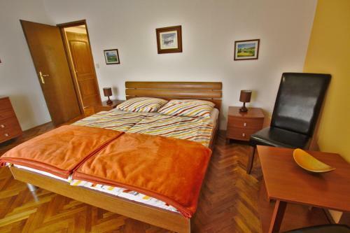 Hostal Apartments And Rooms Irena