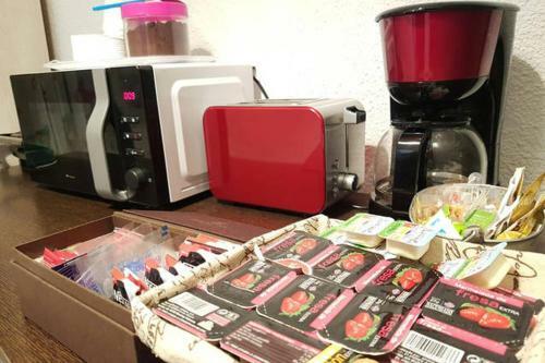 Hostal Rooms By The Sea!