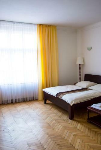 Apartamentos Designer Loft At Stodoln� Street