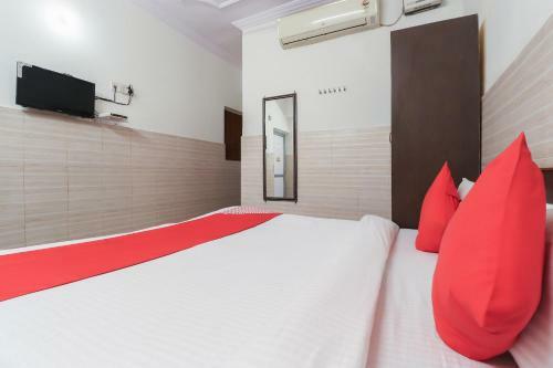 Oyo 62288 Hotel Sapna