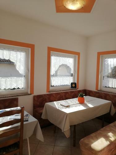Hostal Guest House Surina