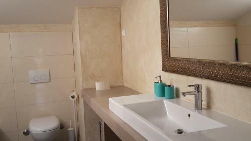 Gracia Apartments