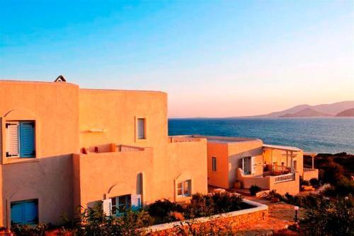 Pirgos Stelida Hotel