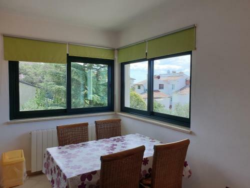 Apartments Adri, Parking In The Yard