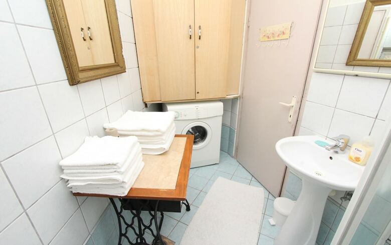 Apartments Milkana