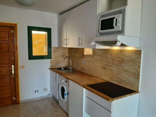 Apartamento En Caleta Para�so.