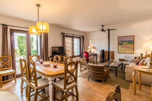 Vivienda Rural Olivar De San Telmo