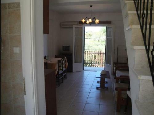 Apartamento Iriana Village Inn