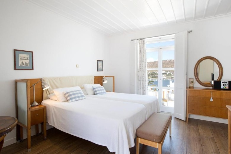 Dorion Hotel