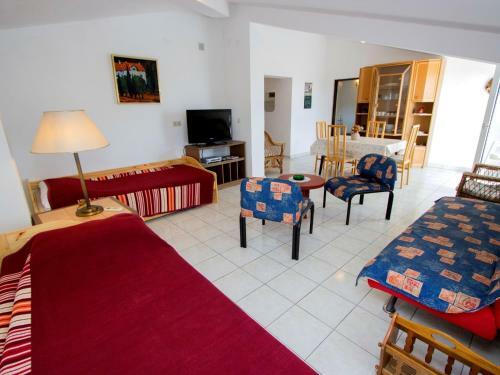 Hostal Apartments Tin