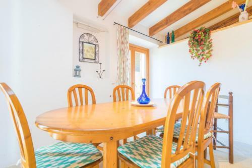 Villa Cas Capell� & Casa Rub�