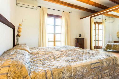 Villa Els Mitjans