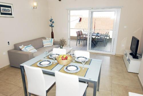 Apartments Maslina
