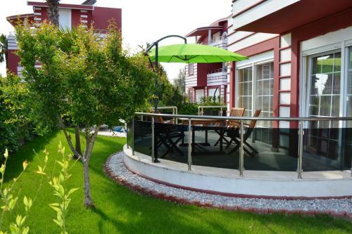 Happy Land Villas