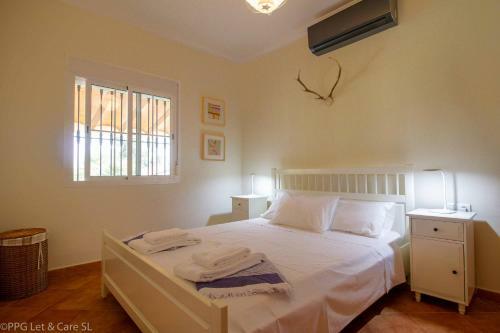 Dra001 Chalet Con Piscina Privada Y Jardin
