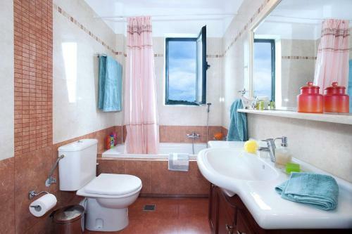 Villa Eleni With Private Swimming Pool