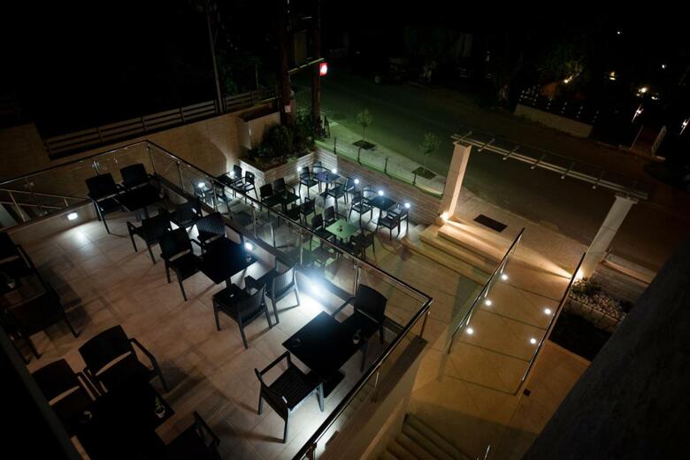 Aparthotel Mantinia Bay Hotel