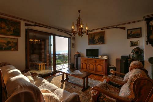 Bonavia Seaview Holiday Home