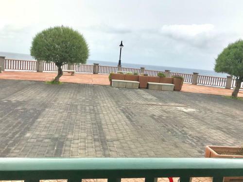 Apartamento Primera L�nea En Piscinas Naturales.