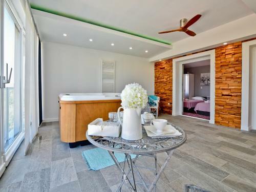Superior Villa Antea With Jacuzzi & Pool
