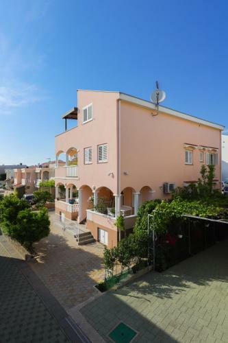 Apartments Ana