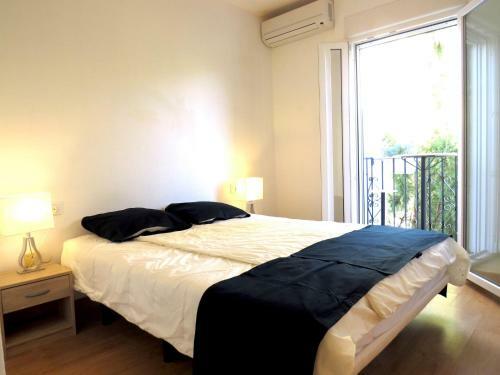 Hostal Torrequebrada Golf & Beach Guesthouse