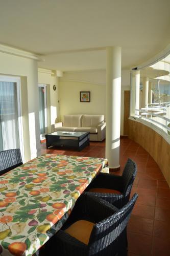 Apartamentos Costa Quebrada Residencial 1