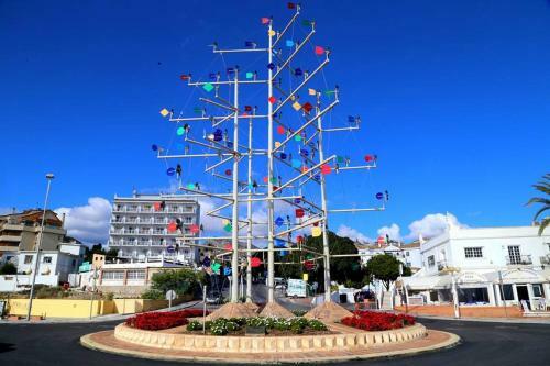 Beautiful Apartment With Sea Views, Benal Beach