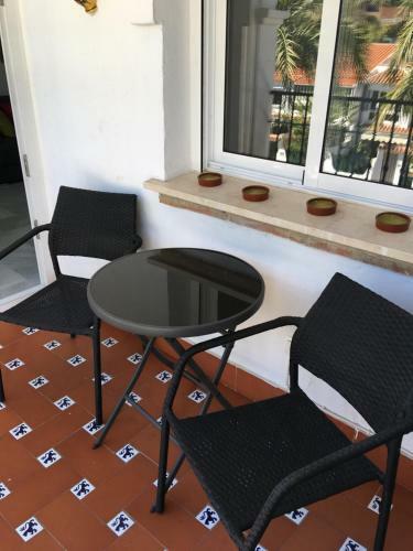 Avda De Las Palmeras Apartment