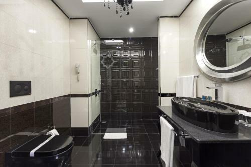Hotel Karmir Resort & Spa