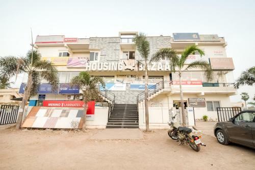 Hotel Oyo Flagship 67762 Satya Kamala Residency