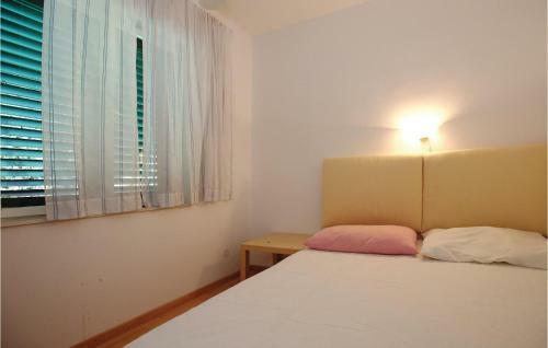 Holiday Home Mala Lozna II