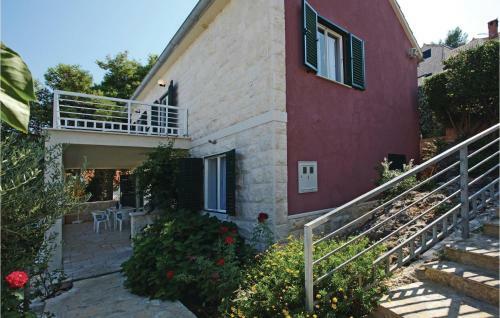 Holiday Home Mala Lozna II