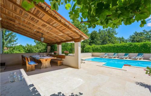 Holiday Home Katun Lindarski IV