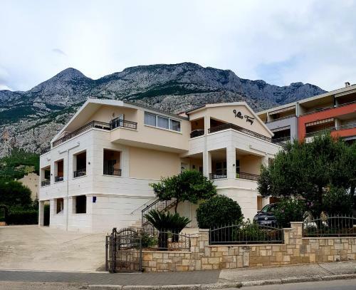 Apartamentos Villa Tony