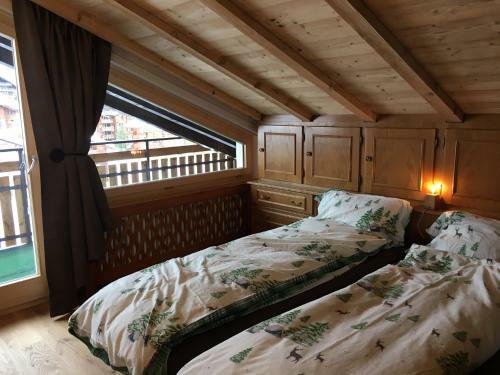 Chalet-style Apartment With Matterhorn View