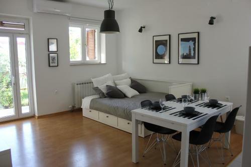 Smile & Enjoy Apartments