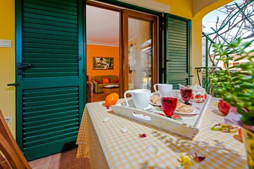 Hostal Apartments And Rooms Villa Dea