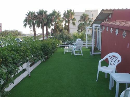 Apartamento Con Terraza Y Vistas Al Mar