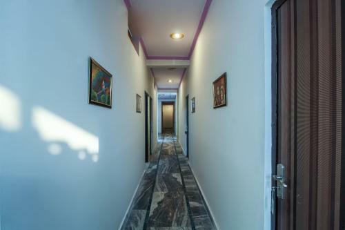 Hotel Collection O 60794 A One Residency And Restaurant