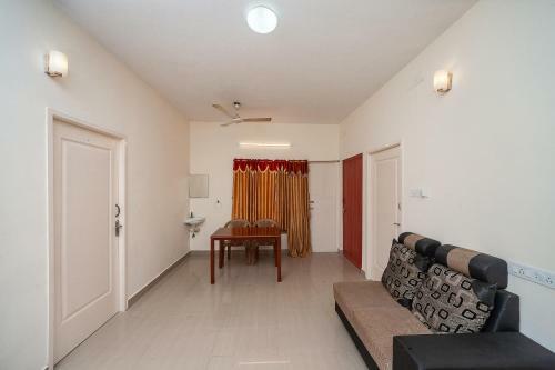 Hotel Oyo Flagship 37659 Whiteglow Service Apartments