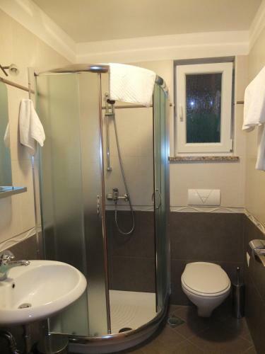 Hostal Guesthouse Villa Galovic
