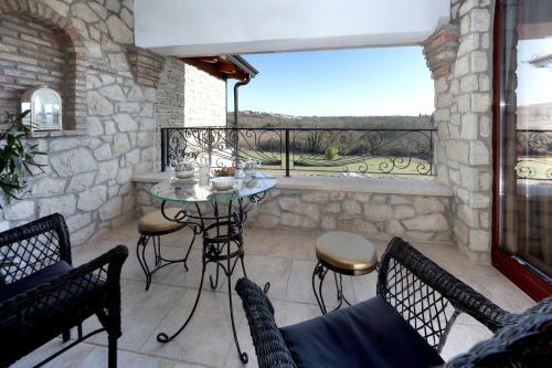 Hostal Villa Castello Rausch