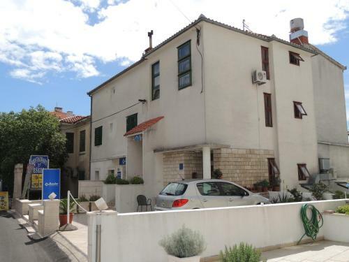 Seaside Apartments