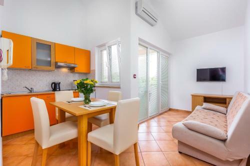 Apartments Nada