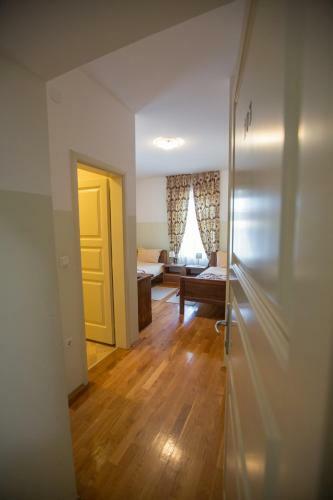Hostal St. Hubert Hunting Lodge