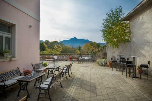 Hostal St. Hubert Hunting Lodge