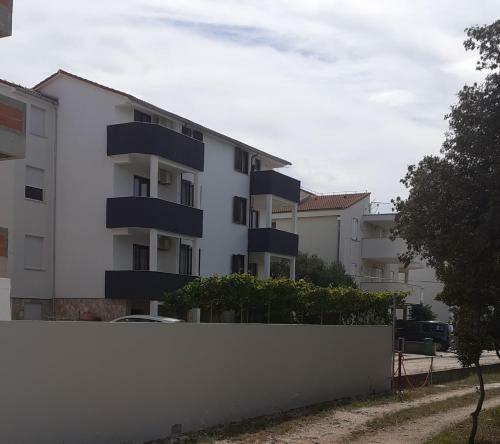Apartments Para?