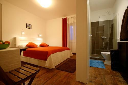 Hostal Holiday Home Bale - Valle