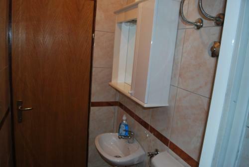 Hostal Guesthouse Romana